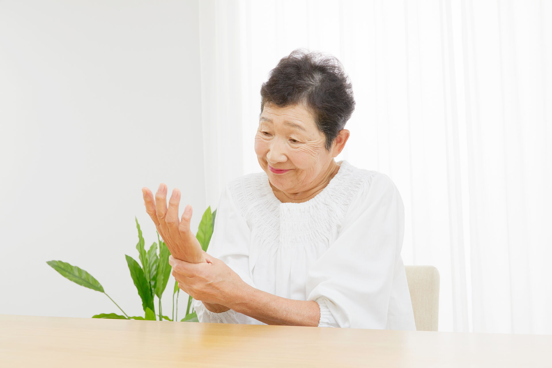 手の痺れとは？
